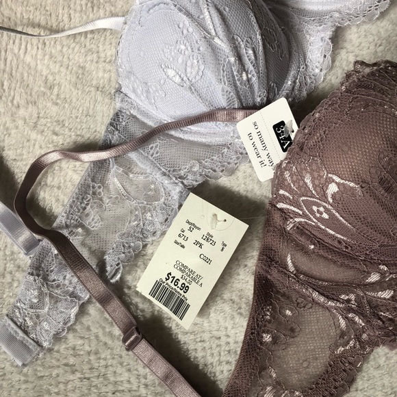 Bundle of 2 bras NWT strapless adjustable - Picture 4 of 6